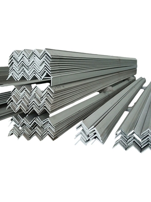 ความละเอียด ± 1% 70*8mm เหล็กคาร์บอนต่ํา เหล็กมุมสําหรับการก่อสร้างและการสร้างเรือ