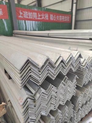 การให้บริการเท่ากัน ASTM EN S235JR S275JR S355JR A572 มุมเหล็กคาร์บอนสําหรับโครงสร้างเหล็ก