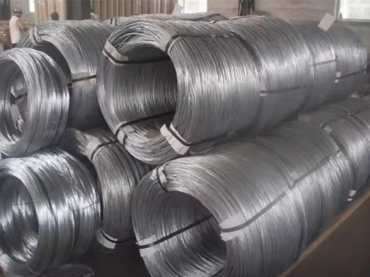 บริการปั่นและความอนุญาต ± 1% สําหรับ 6mm-12mm Hot Dip สายโค้ลเหล็กกระดาษ