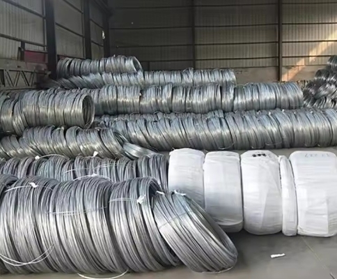 บริการปั่นและความอนุญาต ± 1% สําหรับ 6mm-12mm Hot Dip สายโค้ลเหล็กกระดาษ