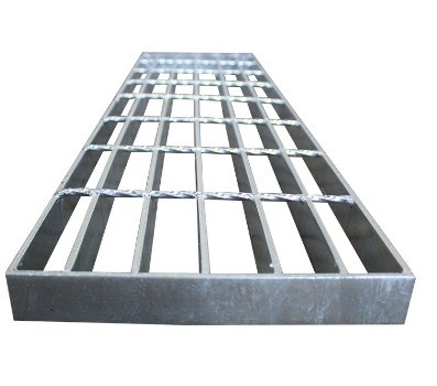 50 มิลลิเมตร Cross Bar Pitch โลหะพื้น Grating ด้วยเงินจบและการเคลือบป้องกันการกัดกร่อน